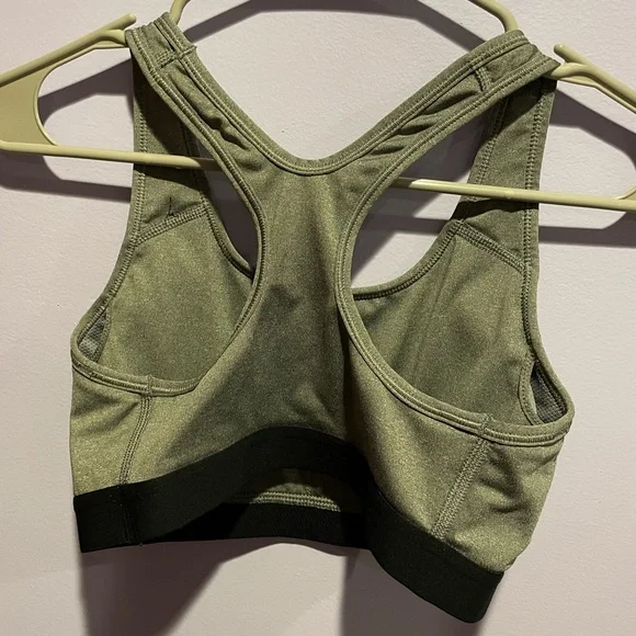 Nike Dry Fit Women’s small sports bra grey - Picture 6 of 9